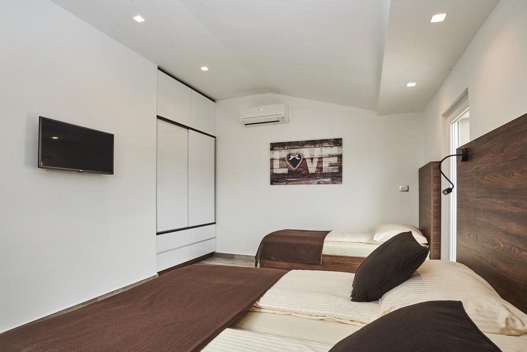 Apartments Tre Perle Umag Ngoại thất bức ảnh